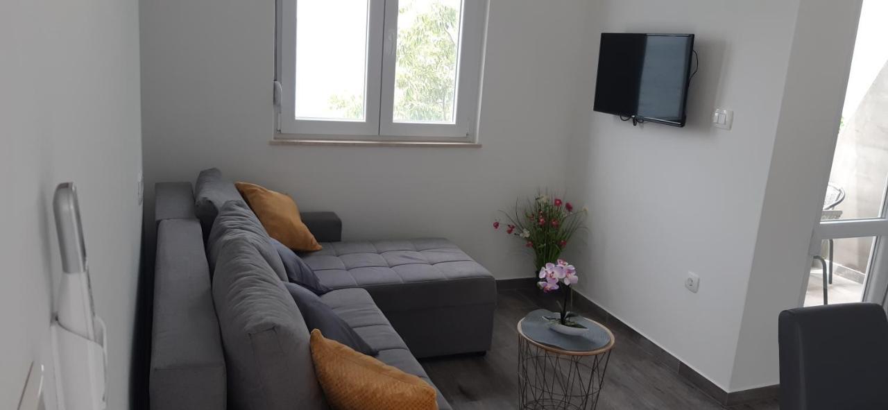 Apartmani Antea 스타리그라드 파클레니차 외부 사진